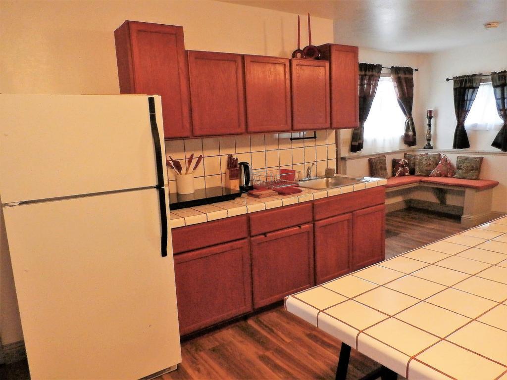 New Charming 2 Bedrooms Unit Close To Everything Oakhurst Exterior photo