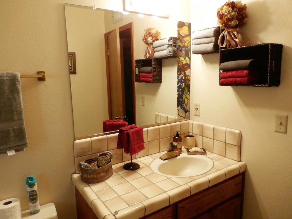 New Charming 2 Bedrooms Unit Close To Everything Oakhurst Exterior photo