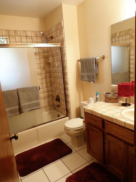 New Charming 2 Bedrooms Unit Close To Everything Oakhurst Exterior photo